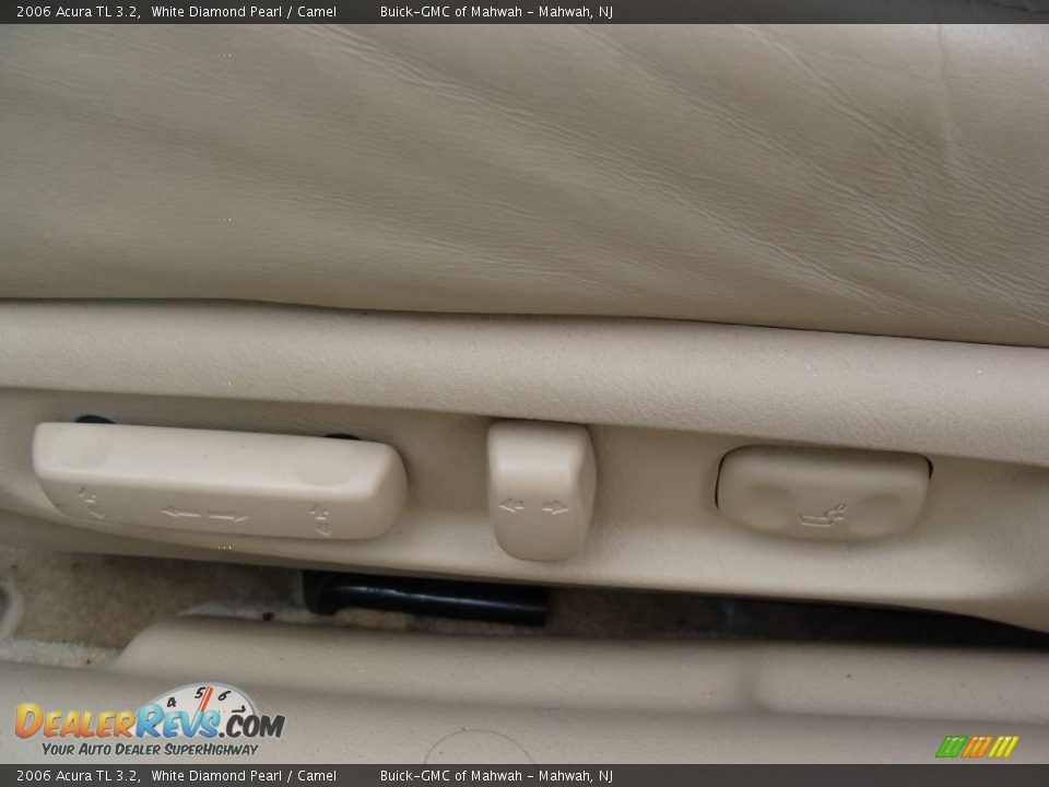 2006 Acura TL 3.2 White Diamond Pearl / Camel Photo #12