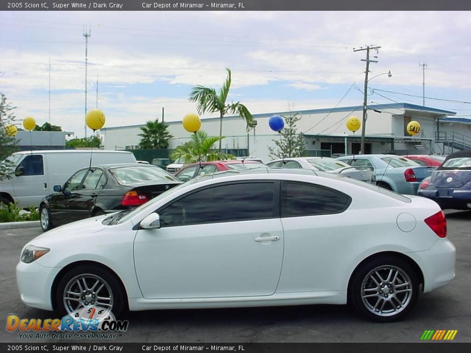 2005 Scion tC Super White / Dark Gray Photo #6