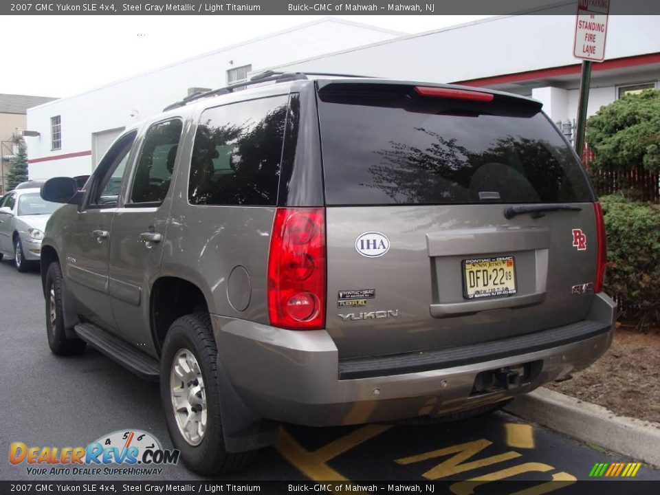 2007 GMC Yukon SLE 4x4 Steel Gray Metallic / Light Titanium Photo #7