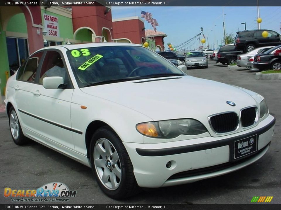 2003 BMW 3 Series 325i Sedan Alpine White / Sand Photo #1