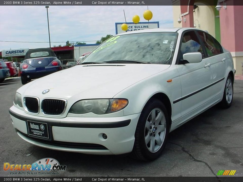 2003 BMW 3 Series 325i Sedan Alpine White / Sand Photo #8