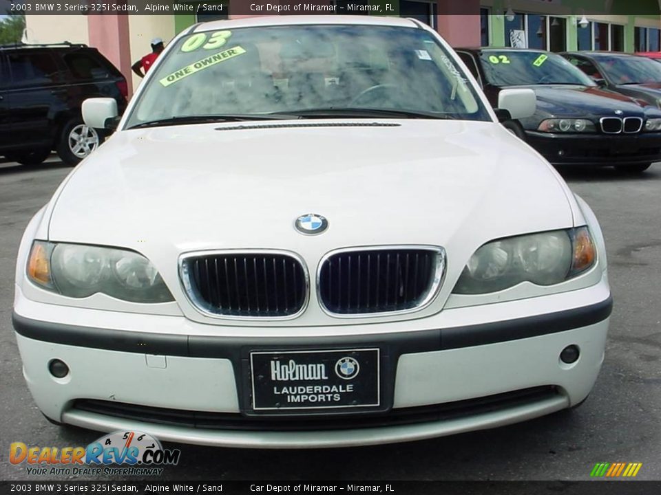 2003 BMW 3 Series 325i Sedan Alpine White / Sand Photo #9