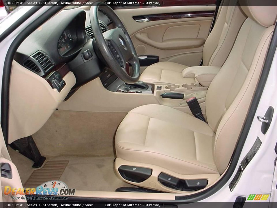 2003 BMW 3 Series 325i Sedan Alpine White / Sand Photo #11