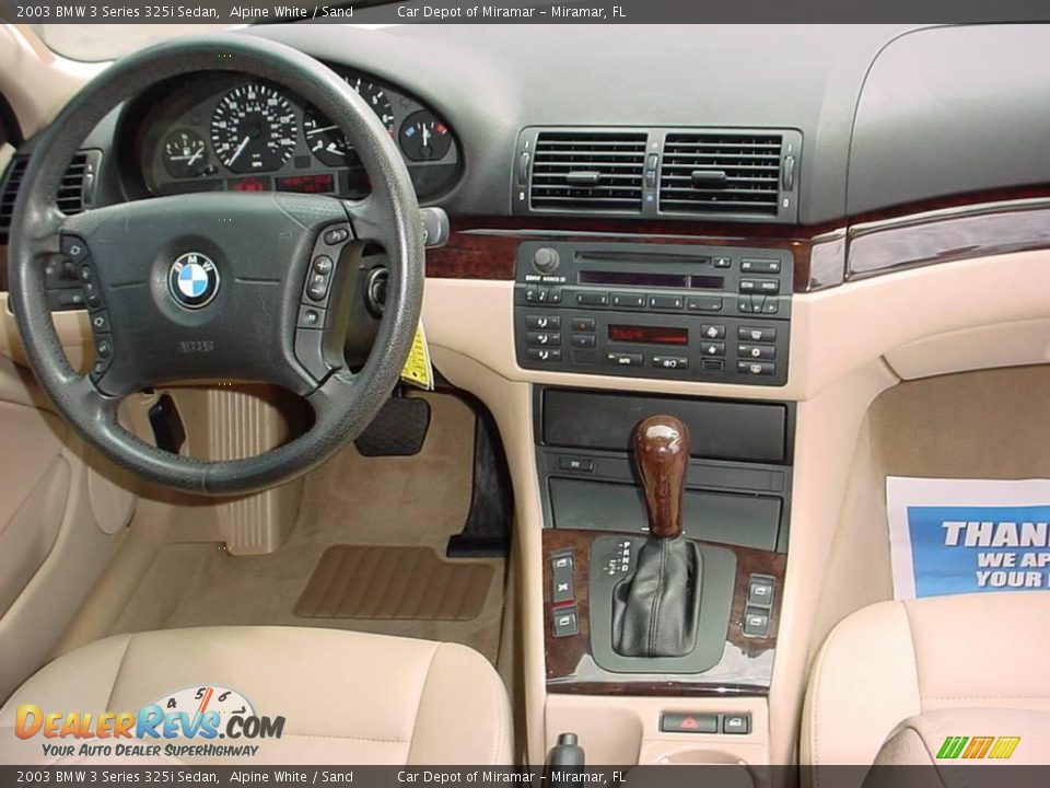 2003 BMW 3 Series 325i Sedan Alpine White / Sand Photo #15