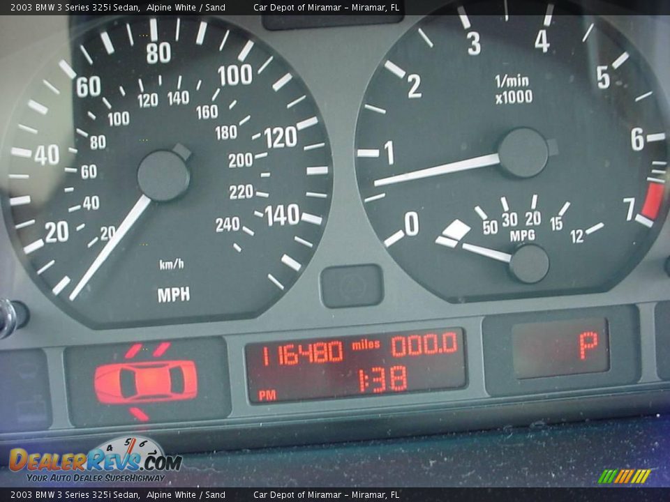 2003 BMW 3 Series 325i Sedan Alpine White / Sand Photo #18