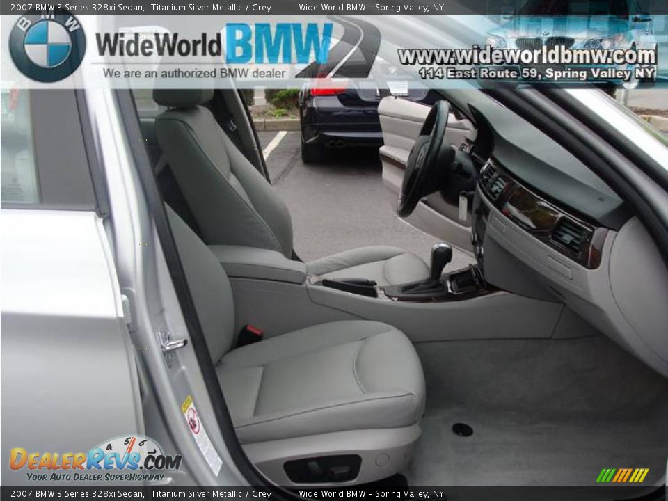 2007 BMW 3 Series 328xi Sedan Titanium Silver Metallic / Grey Photo #8