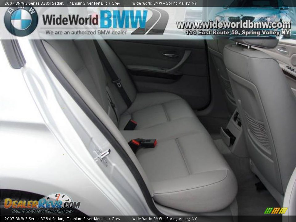 2007 BMW 3 Series 328xi Sedan Titanium Silver Metallic / Grey Photo #9