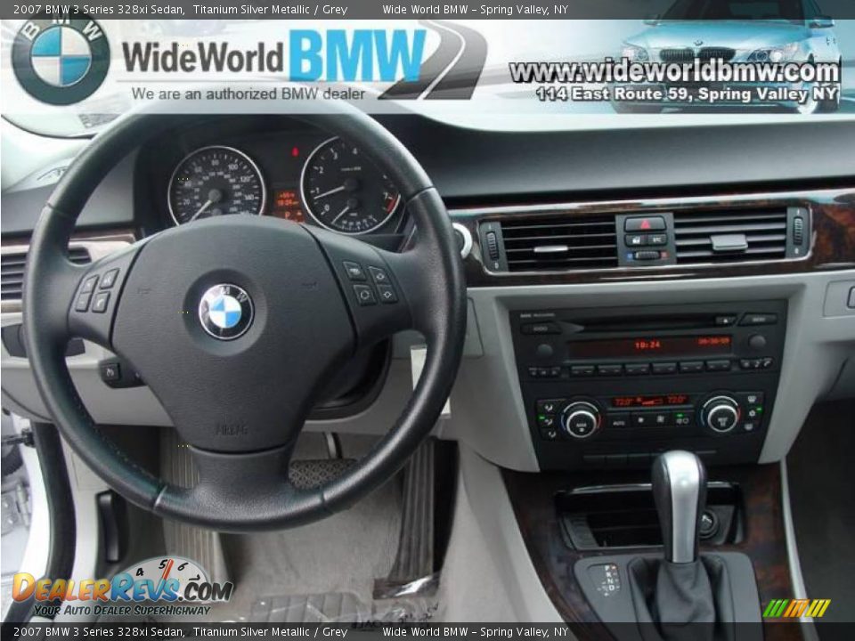 2007 BMW 3 Series 328xi Sedan Titanium Silver Metallic / Grey Photo #11