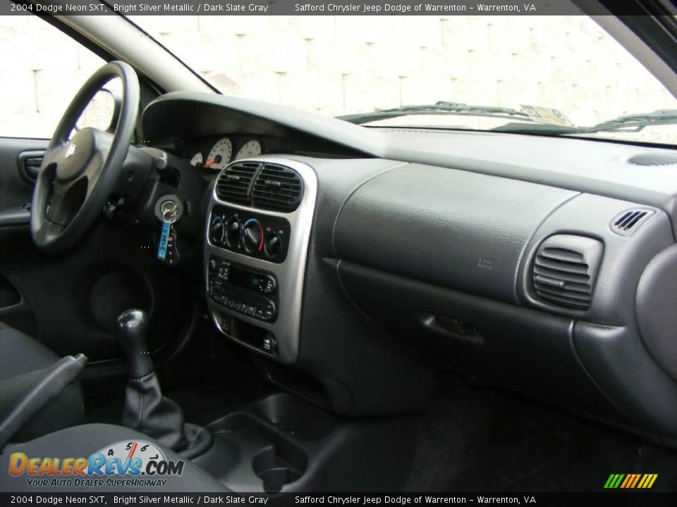 2004 Dodge Neon SXT Bright Silver Metallic / Dark Slate Gray Photo #18