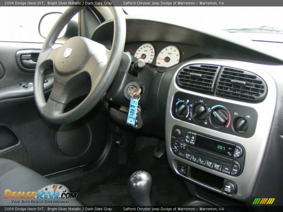 2004 Dodge Neon SXT Bright Silver Metallic / Dark Slate Gray Photo #19