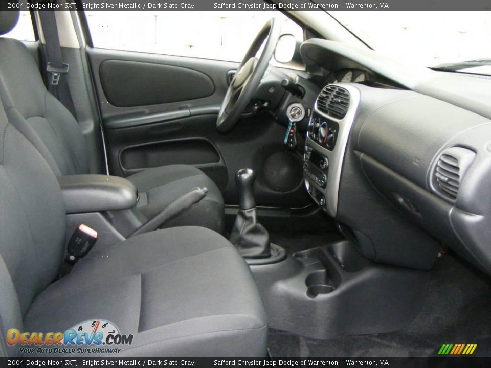2004 Dodge Neon SXT Bright Silver Metallic / Dark Slate Gray Photo #20