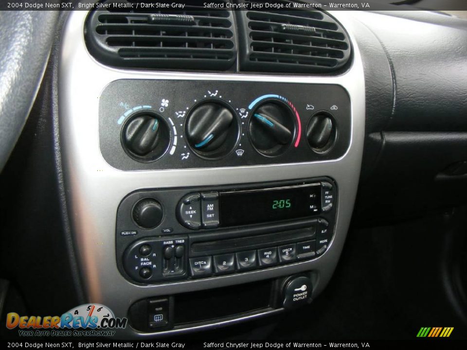 2004 Dodge Neon SXT Bright Silver Metallic / Dark Slate Gray Photo #25