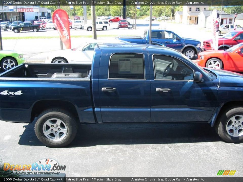 2006 Dodge Dakota SLT Quad Cab 4x4 Patriot Blue Pearl / Medium Slate Gray Photo #15