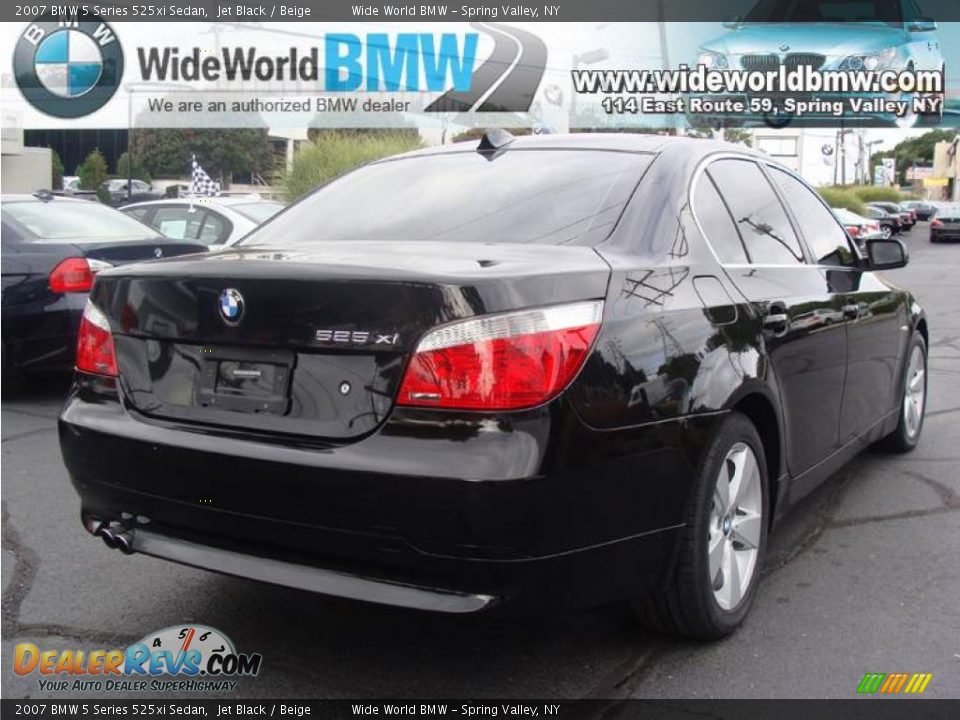 2007 BMW 5 Series 525xi Sedan Jet Black / Beige Photo #4