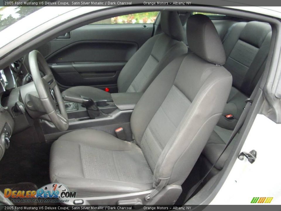 2005 Ford Mustang V6 Deluxe Coupe Satin Silver Metallic / Dark Charcoal Photo #7