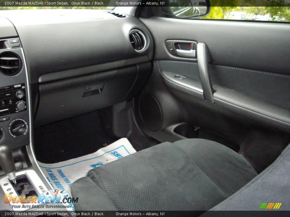 2007 Mazda MAZDA6 i Sport Sedan Onyx Black / Black Photo #12