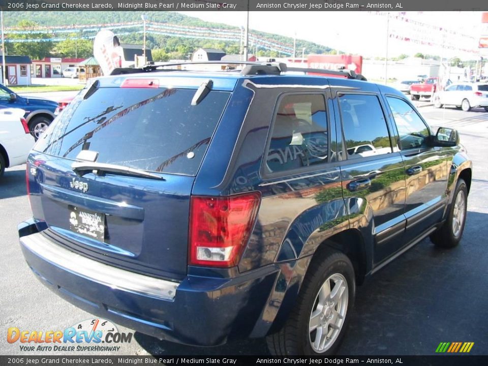 2006 Jeep Grand Cherokee Laredo Midnight Blue Pearl / Medium Slate Gray Photo #2