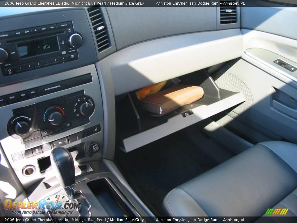 2006 Jeep Grand Cherokee Laredo Midnight Blue Pearl / Medium Slate Gray Photo #8