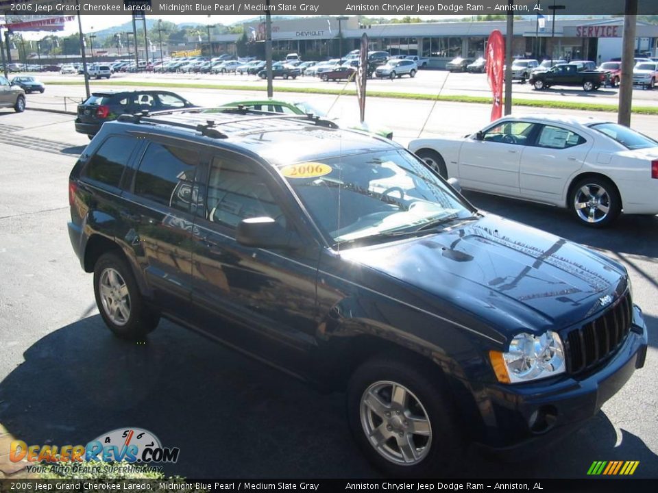 2006 Jeep Grand Cherokee Laredo Midnight Blue Pearl / Medium Slate Gray Photo #15