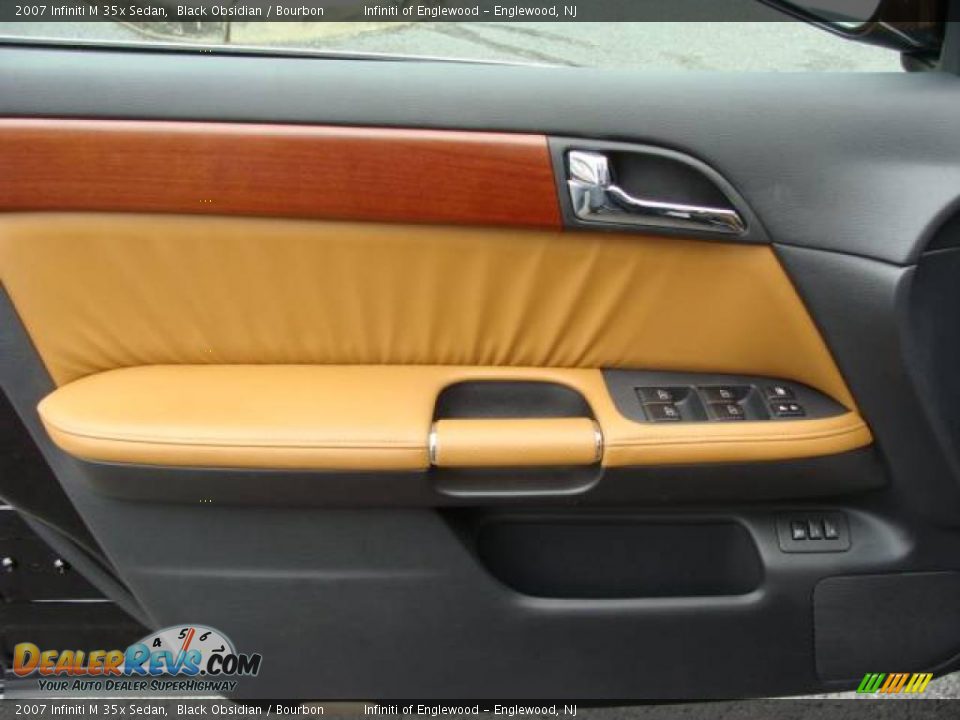 2007 Infiniti M 35x Sedan Black Obsidian / Bourbon Photo #9
