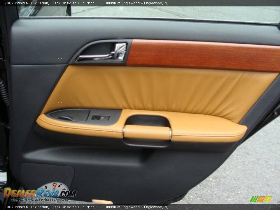 2007 Infiniti M 35x Sedan Black Obsidian / Bourbon Photo #22