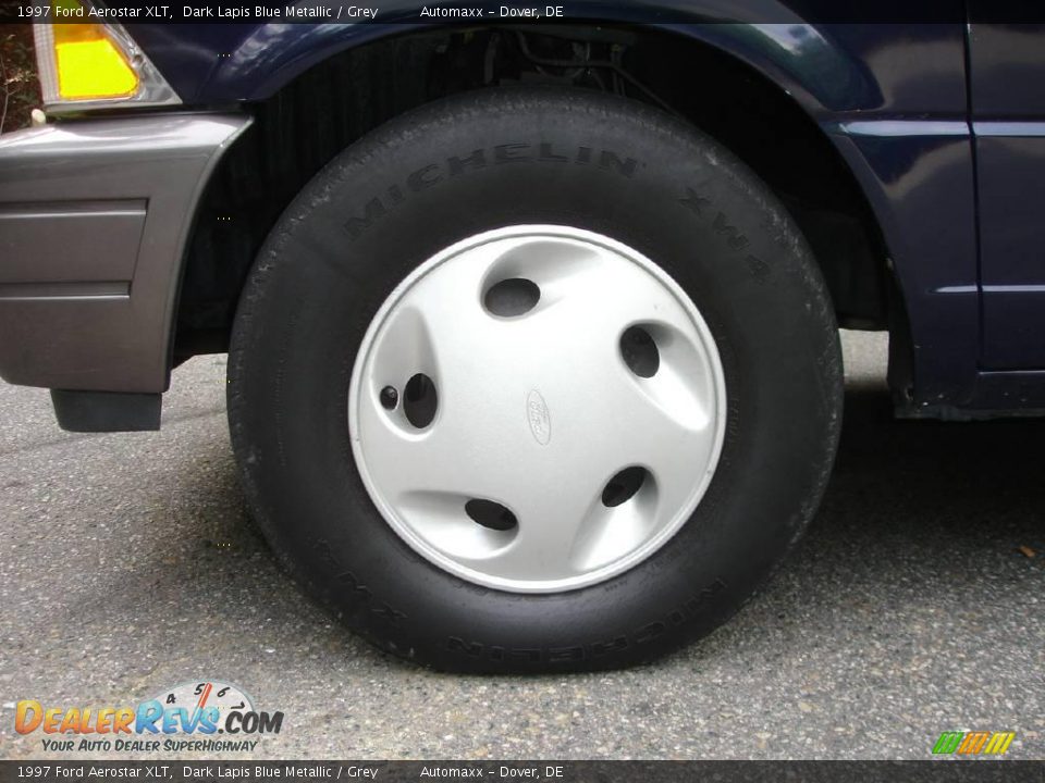 1997 Ford Aerostar XLT Wheel Photo #20