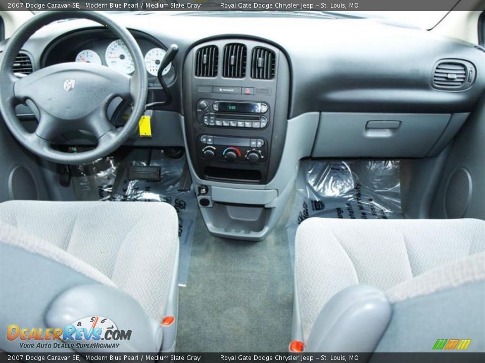 2007 Dodge Caravan SE Modern Blue Pearl / Medium Slate Gray Photo #10