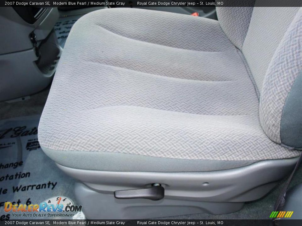 2007 Dodge Caravan SE Modern Blue Pearl / Medium Slate Gray Photo #16