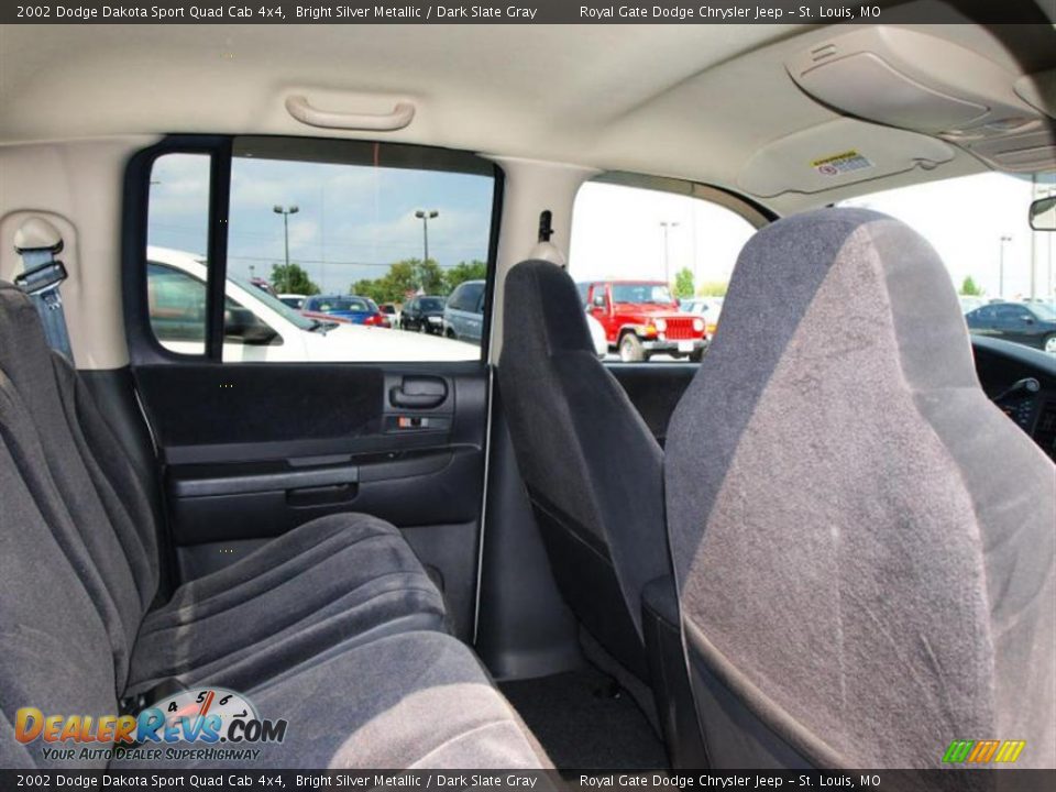 2002 Dodge Dakota Sport Quad Cab 4x4 Bright Silver Metallic / Dark Slate Gray Photo #9