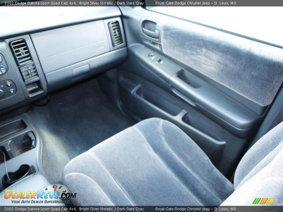 2002 Dodge Dakota Sport Quad Cab 4x4 Bright Silver Metallic / Dark Slate Gray Photo #13