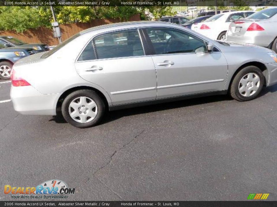 2006 Honda Accord LX Sedan Alabaster Silver Metallic / Gray Photo #6