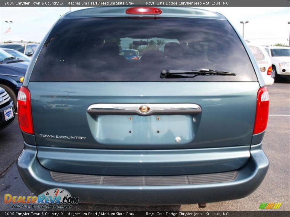 2006 Chrysler Town & Country LX Magnesium Pearl / Medium Slate Gray Photo #6