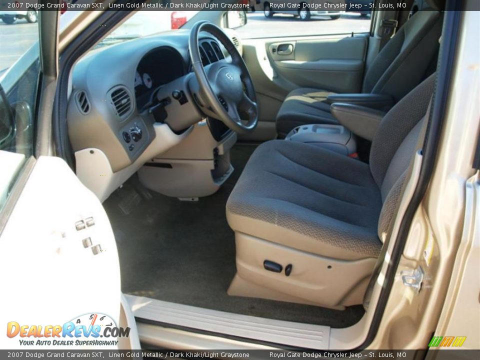 2007 Dodge Grand Caravan SXT Linen Gold Metallic / Dark Khaki/Light Graystone Photo #10