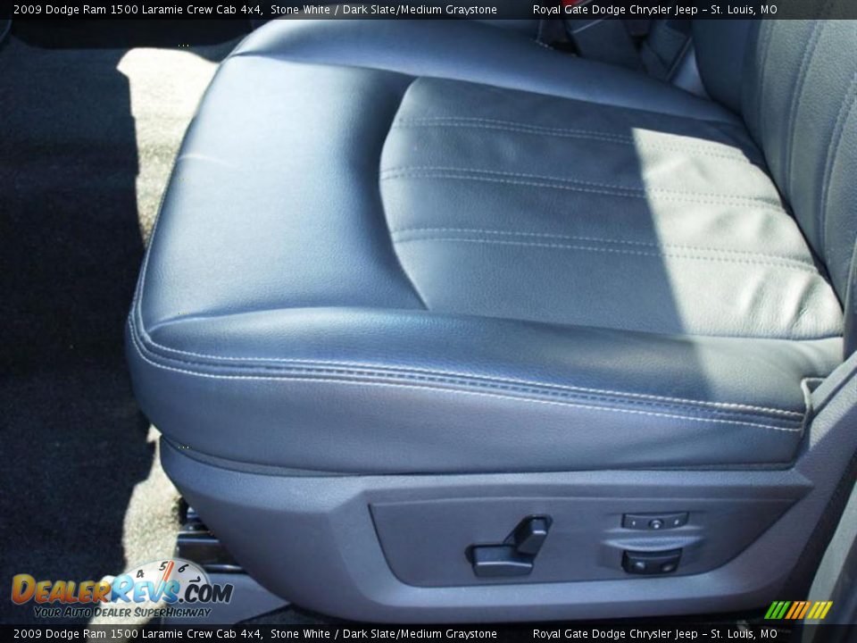 2009 Dodge Ram 1500 Laramie Crew Cab 4x4 Stone White / Dark Slate/Medium Graystone Photo #16