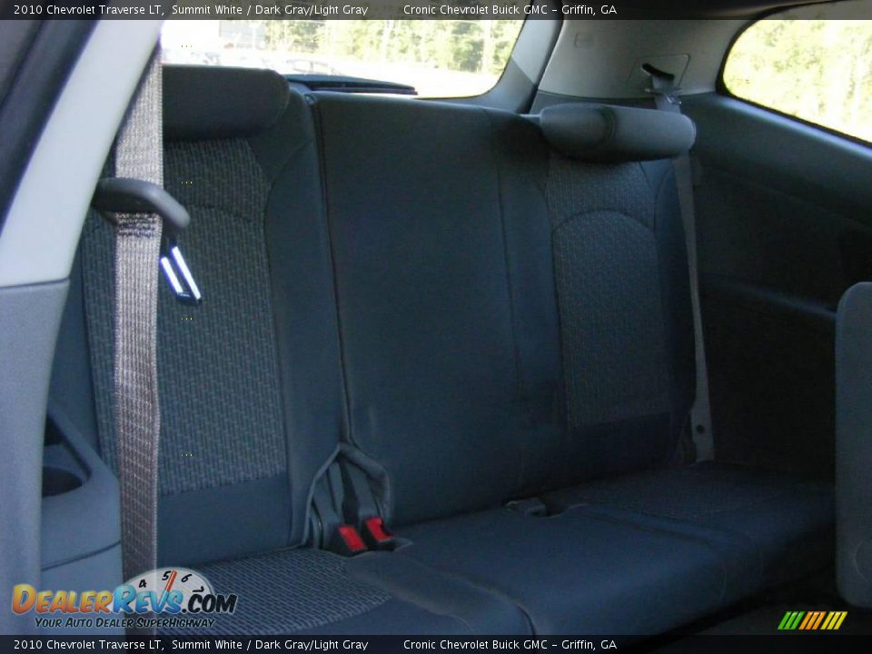 2010 Chevrolet Traverse LT Summit White / Dark Gray/Light Gray Photo #14