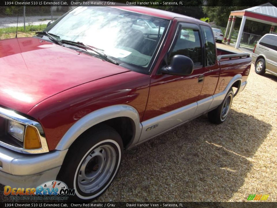 1994 Chevrolet S10 LS Extended Cab Cherry Red Metallic / Gray Photo #1