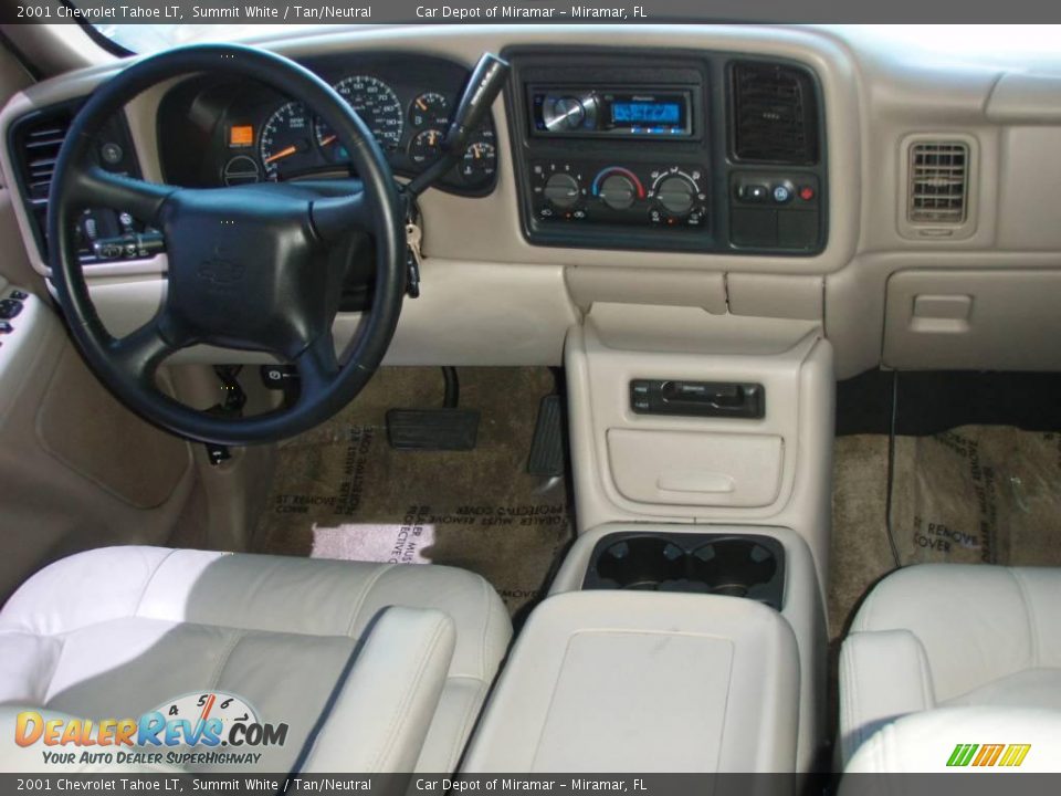 2001 Chevrolet Tahoe LT Summit White / Tan/Neutral Photo #16
