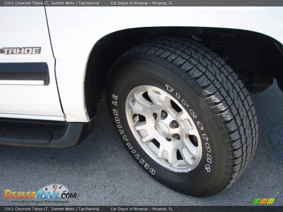 2001 Chevrolet Tahoe LT Summit White / Tan/Neutral Photo #17
