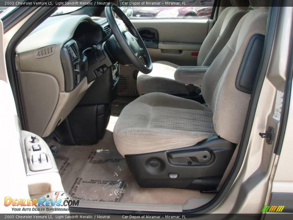 2003 Chevrolet Venture LS Light Sandrift Metallic / Neutral Photo #11
