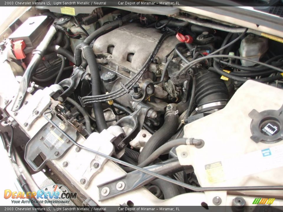 2003 Chevrolet Venture LS Light Sandrift Metallic / Neutral Photo #17