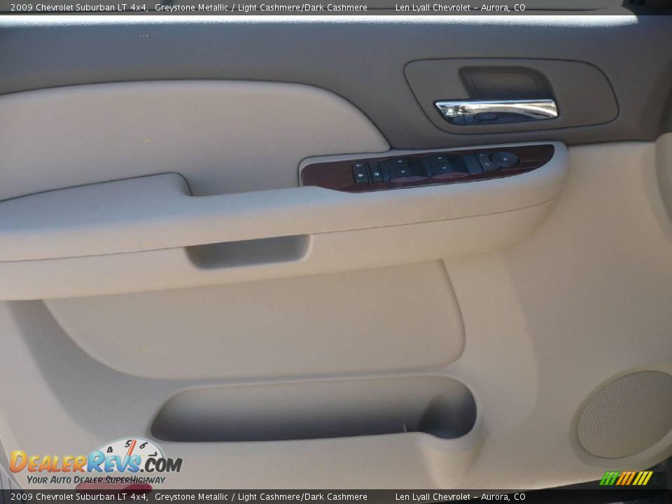 2009 Chevrolet Suburban LT 4x4 Greystone Metallic / Light Cashmere/Dark Cashmere Photo #7
