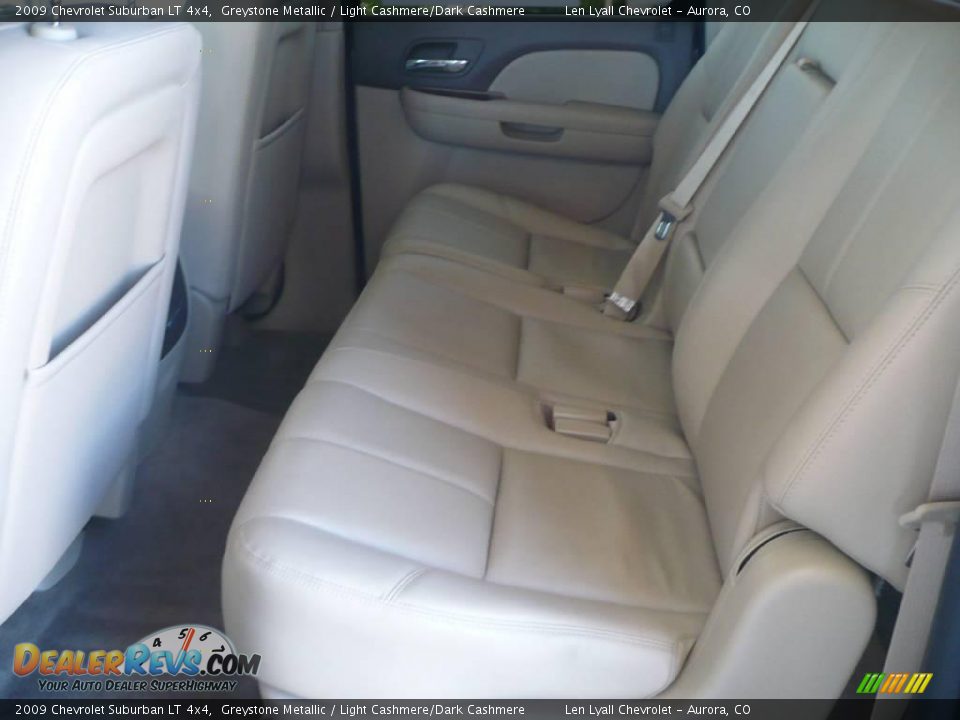 2009 Chevrolet Suburban LT 4x4 Greystone Metallic / Light Cashmere/Dark Cashmere Photo #10