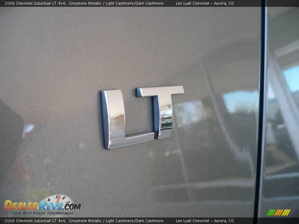 2009 Chevrolet Suburban LT 4x4 Greystone Metallic / Light Cashmere/Dark Cashmere Photo #15