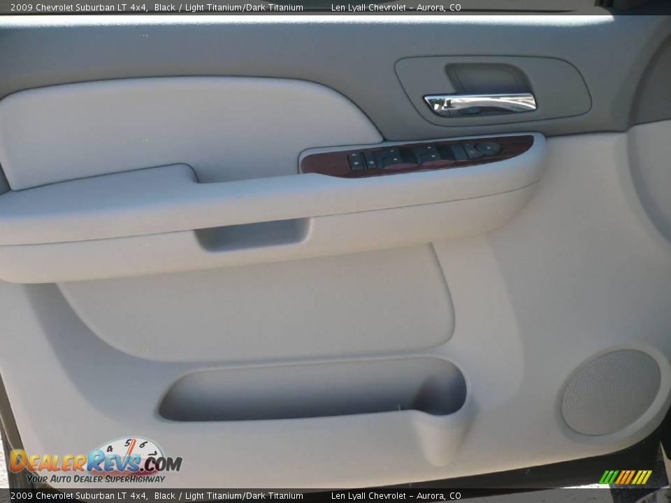 2009 Chevrolet Suburban LT 4x4 Black / Light Titanium/Dark Titanium Photo #7