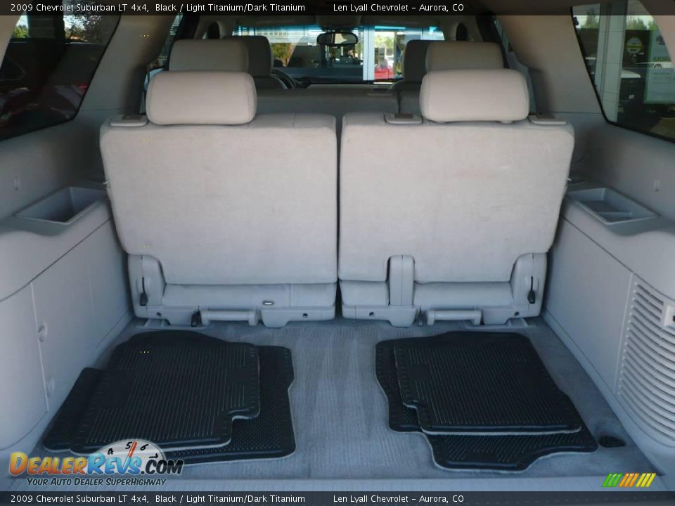 2009 Chevrolet Suburban LT 4x4 Black / Light Titanium/Dark Titanium Photo #11