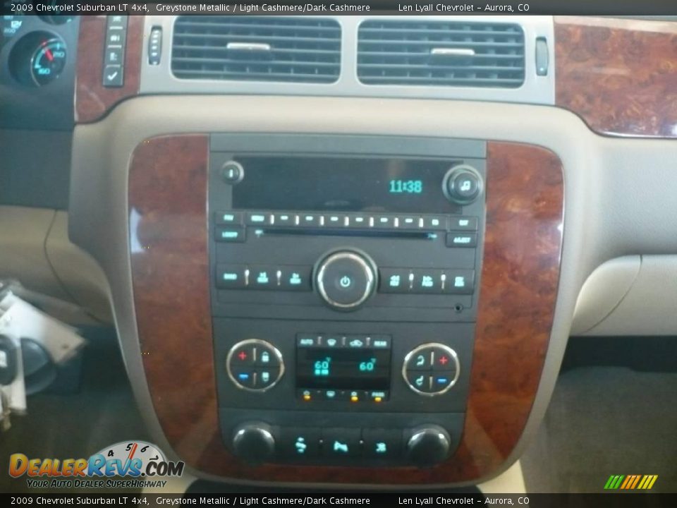 2009 Chevrolet Suburban LT 4x4 Greystone Metallic / Light Cashmere/Dark Cashmere Photo #21