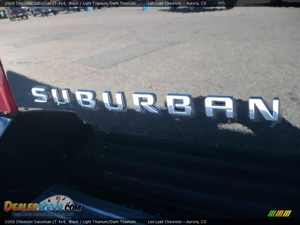 2009 Chevrolet Suburban LT 4x4 Black / Light Titanium/Dark Titanium Photo #12