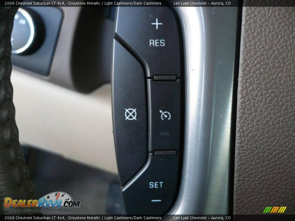 2009 Chevrolet Suburban LT 4x4 Greystone Metallic / Light Cashmere/Dark Cashmere Photo #30