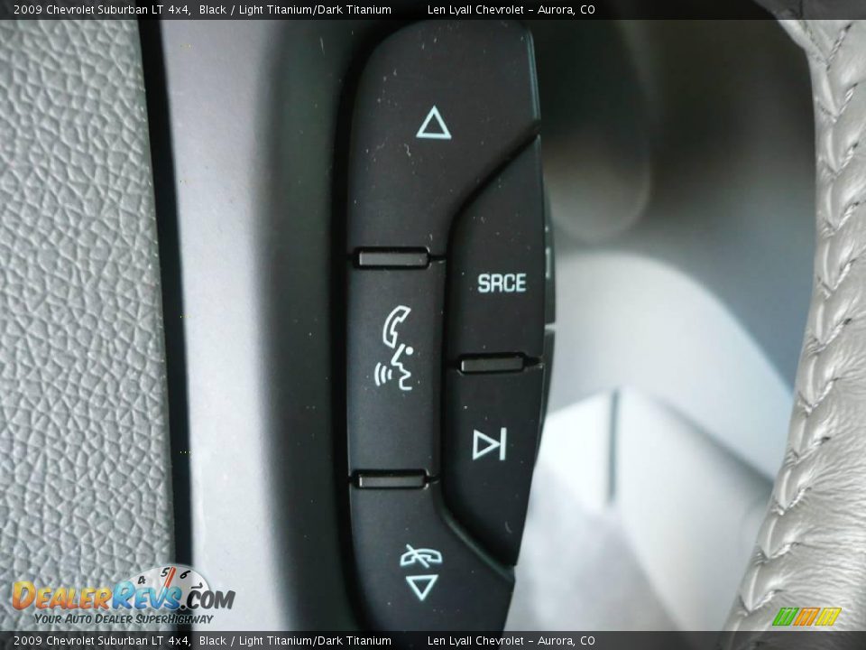 2009 Chevrolet Suburban LT 4x4 Black / Light Titanium/Dark Titanium Photo #33