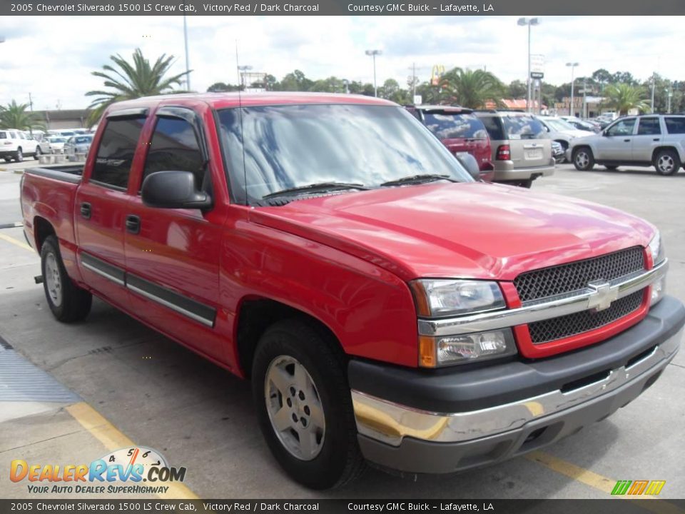 2005 Chevrolet Silverado 1500 LS Crew Cab Victory Red / Dark Charcoal Photo #5